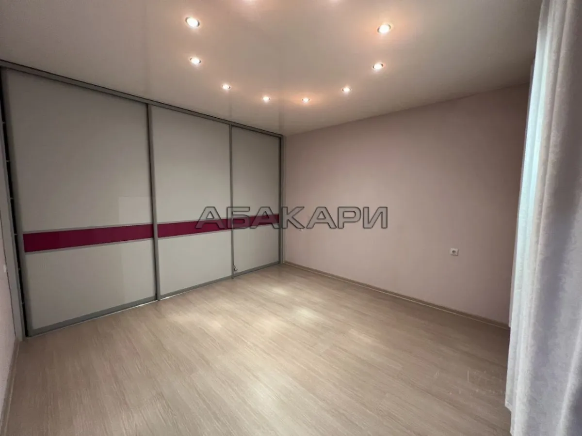 3-комнатная Свободный проспект, 72А  за 45000 руб/мес фото 7