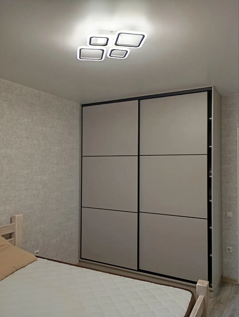 2-комнатная улица Авиаторов, 42  за 55000 руб/мес фото 15