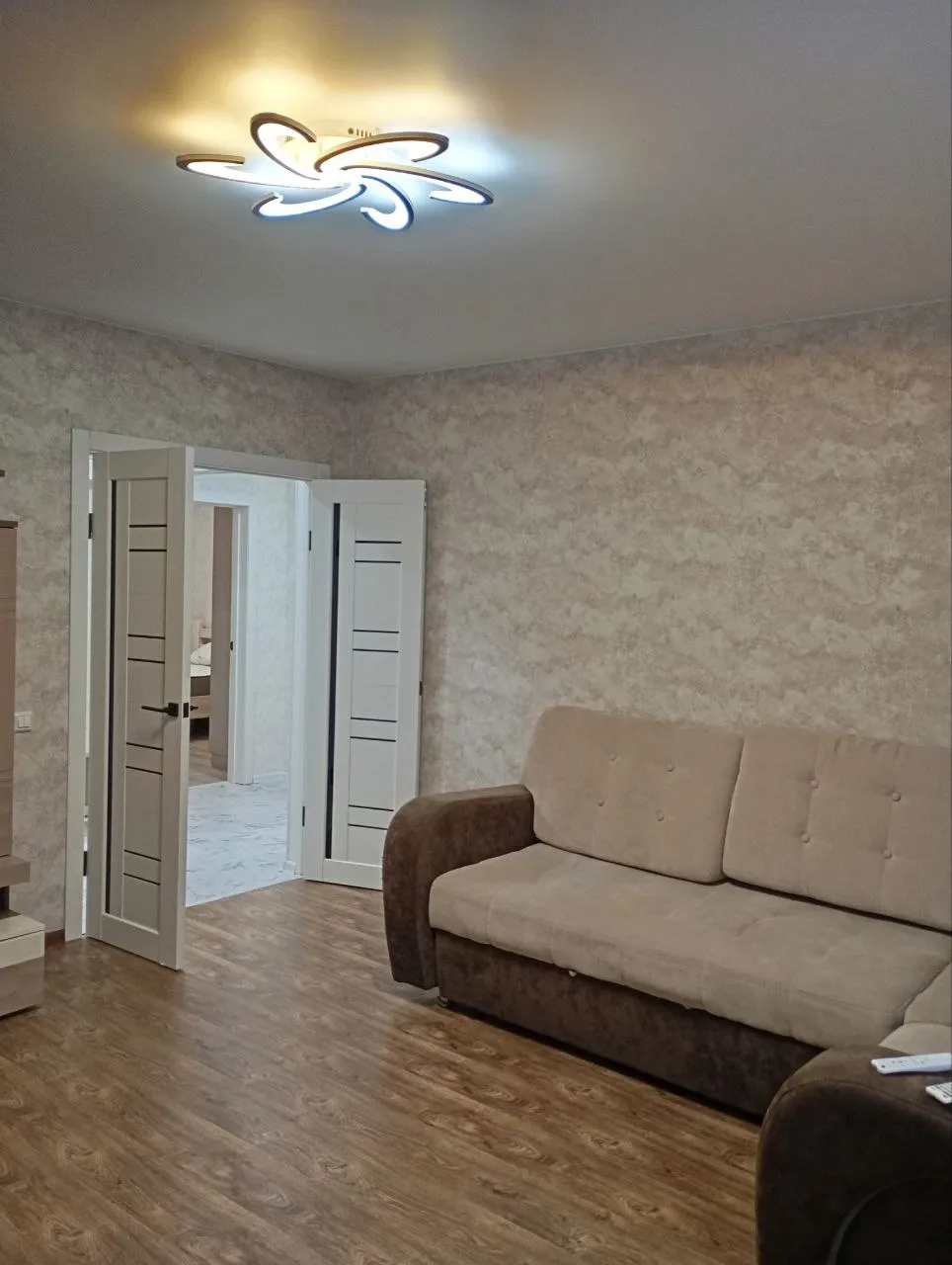 2-комнатная улица Авиаторов, 42  за 55000 руб/мес фото 31