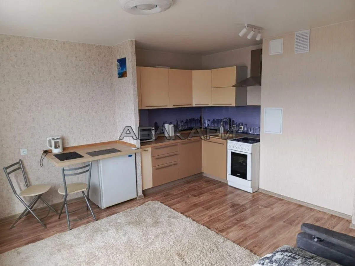 3-комнатная улица Дубровинского, 110А  за 43000 руб/мес фото 1