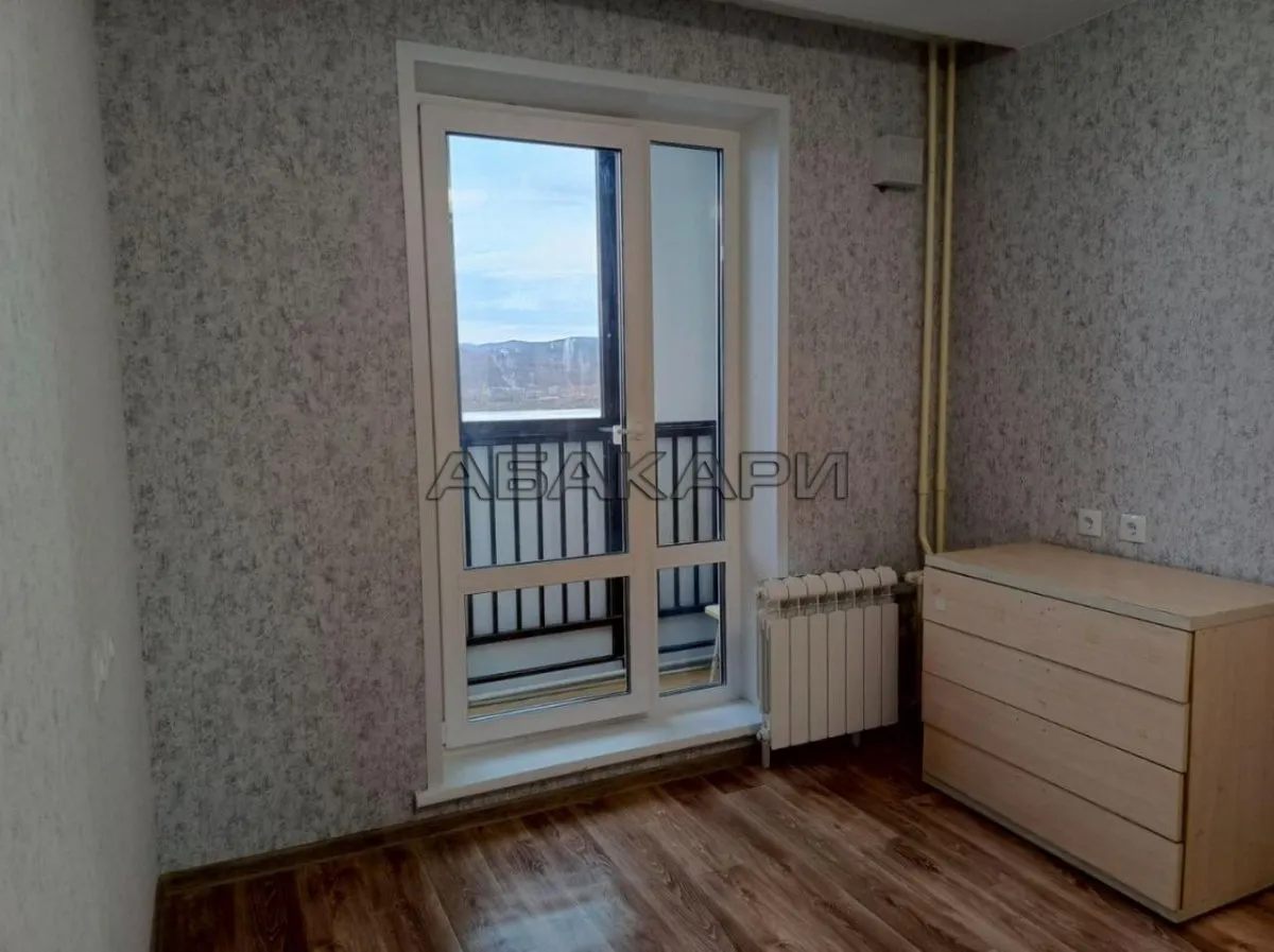 3-комнатная улица Дубровинского, 110А  за 43000 руб/мес фото 2