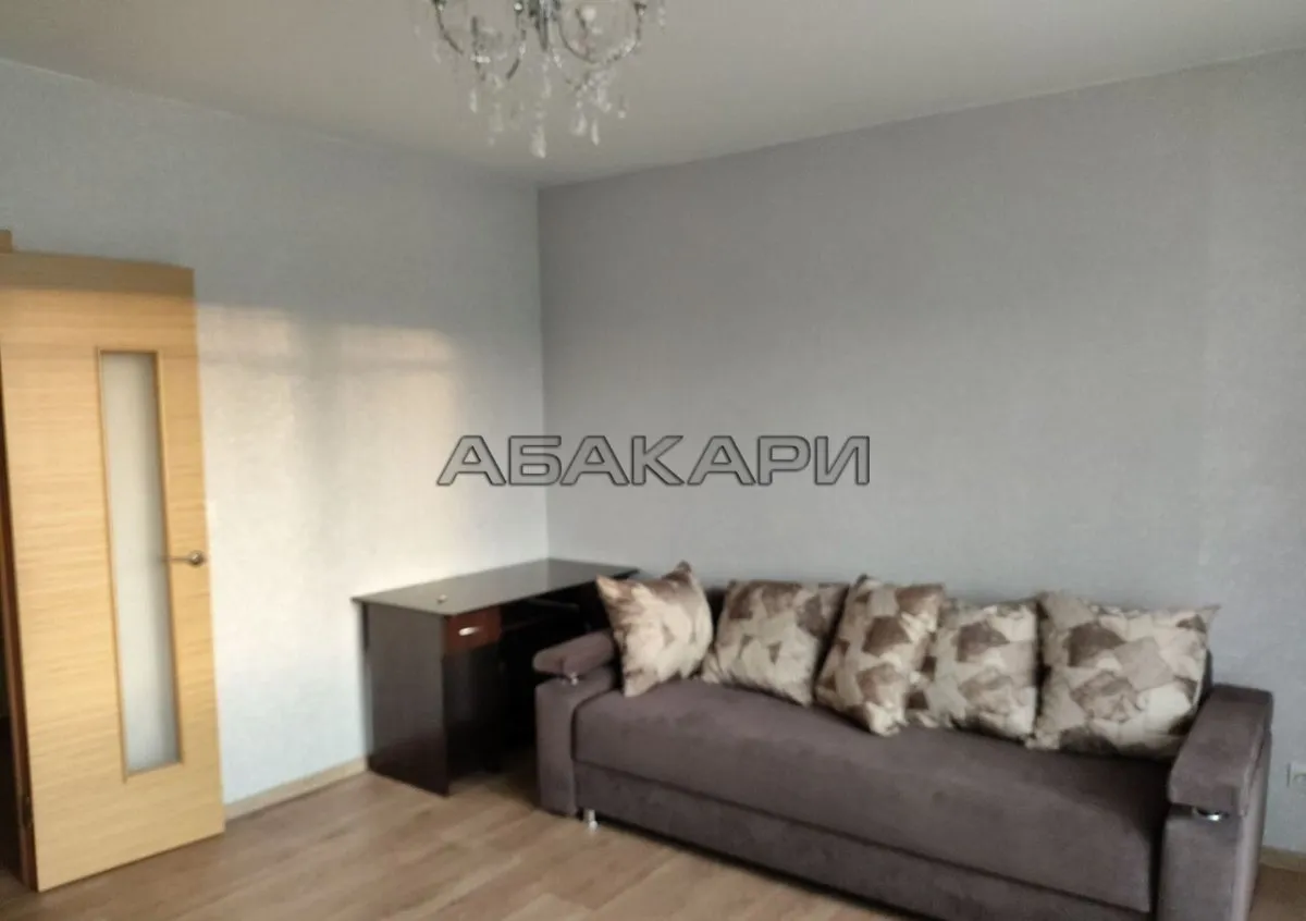 1-комнатная улица 78-й Добровольческой Бригады, 19  за 35000 руб/мес фото 1