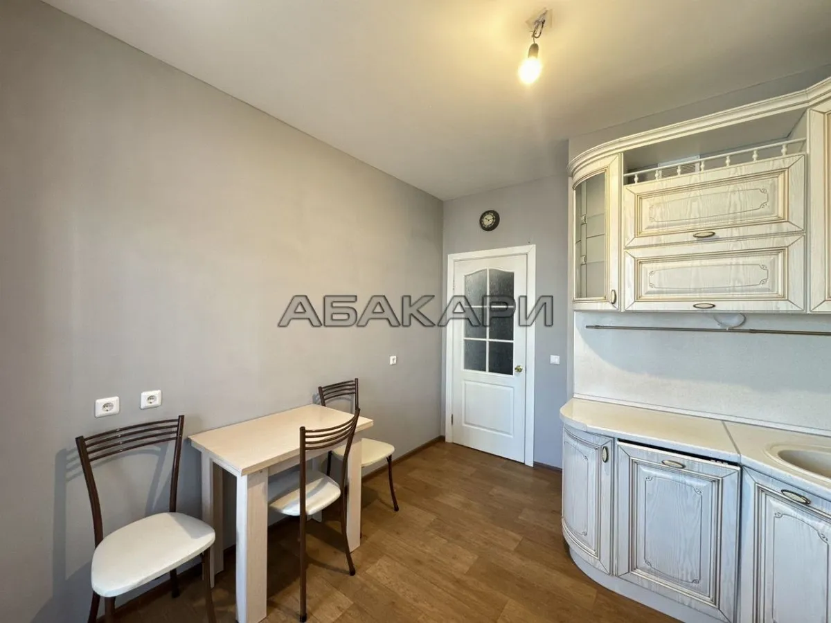 1-комнатная улица Батурина, 36  за 35000 руб/мес фото 2