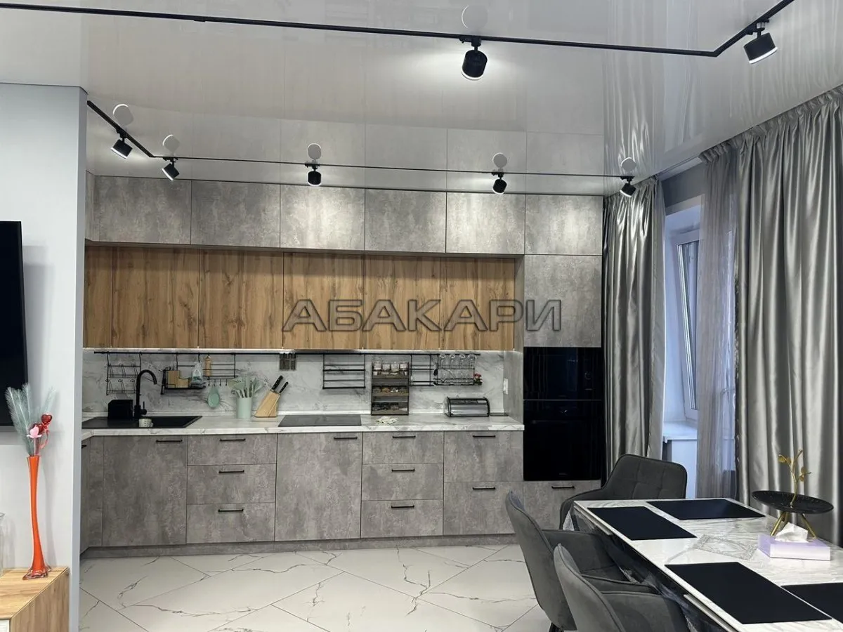 3-комнатная Парусная улица, 3  за 88000 руб/мес фото 6