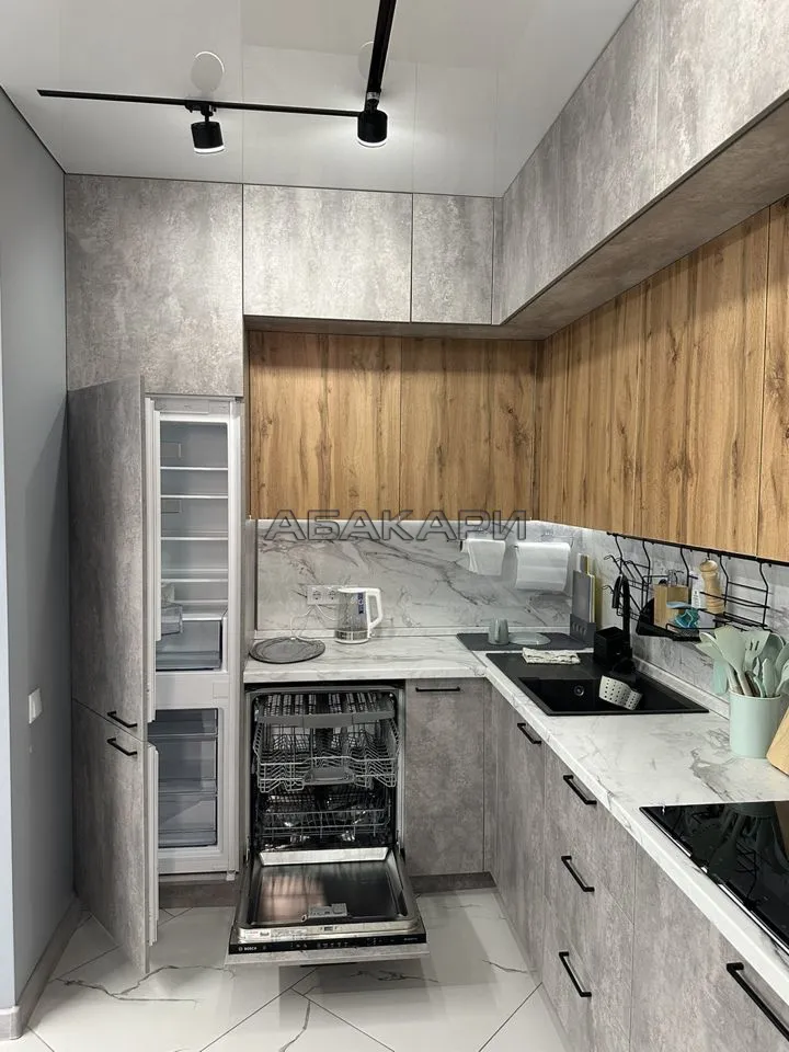 3-комнатная Парусная улица, 3  за 88000 руб/мес фото 10