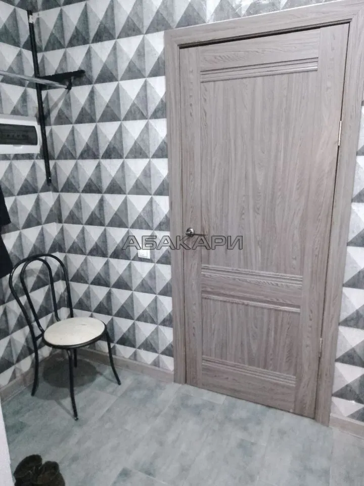 2-комнатная улица Петра Ломако, 6  за 40000 руб/мес фото 1