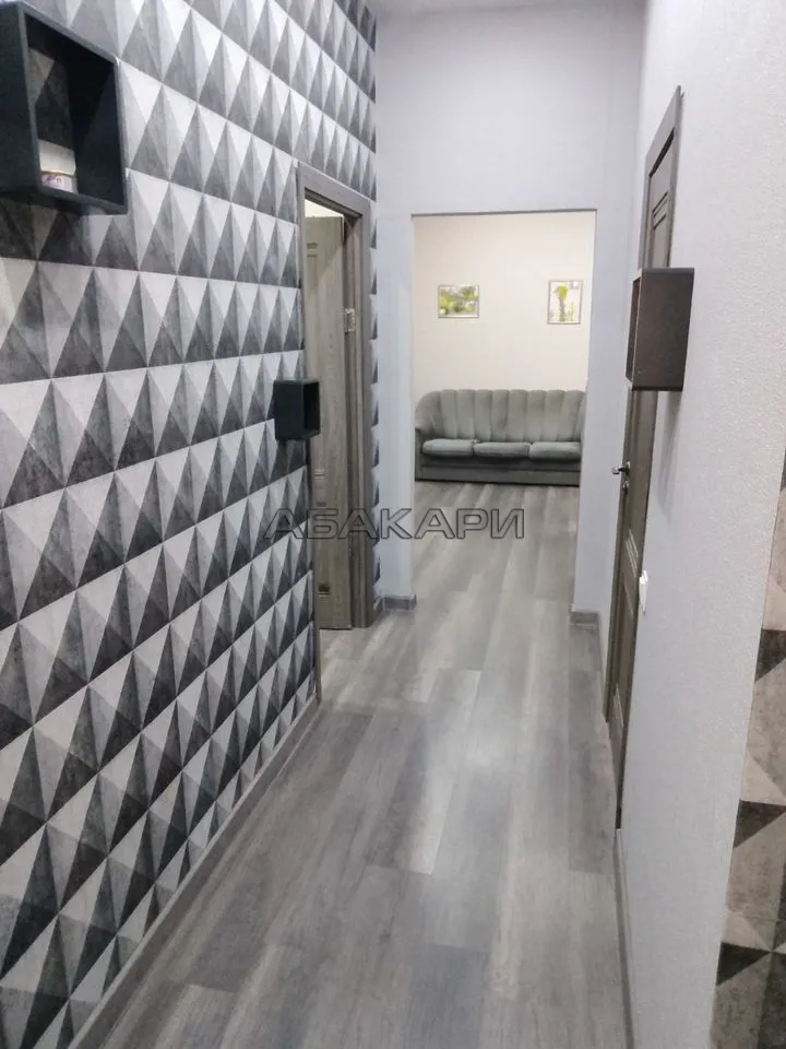 2-комнатная улица Петра Ломако, 6  за 40000 руб/мес фото 2