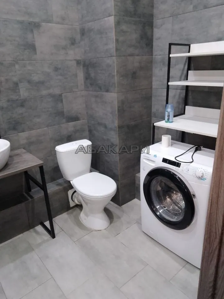 2-комнатная улица Петра Ломако, 6  за 40000 руб/мес фото 4