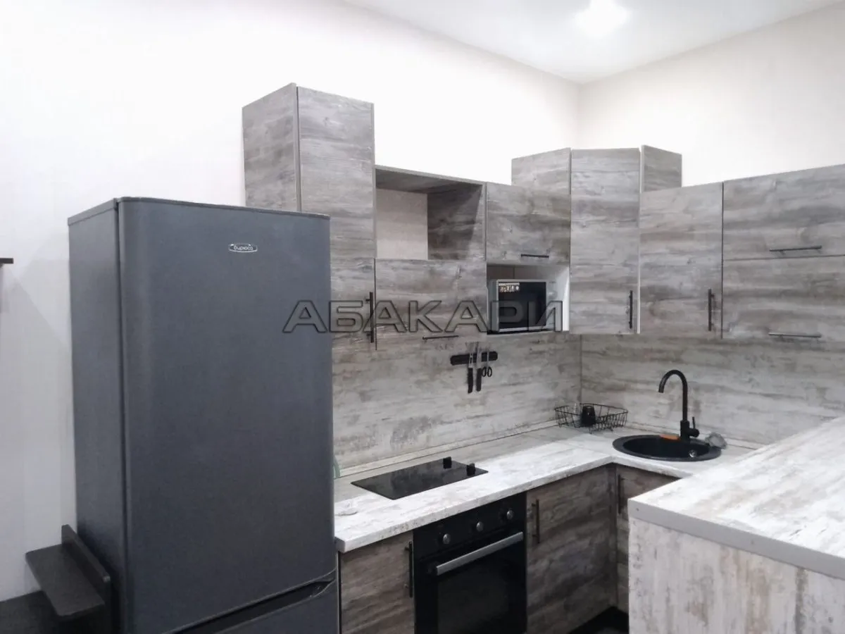 2-комнатная улица Петра Ломако, 6  за 40000 руб/мес фото 13