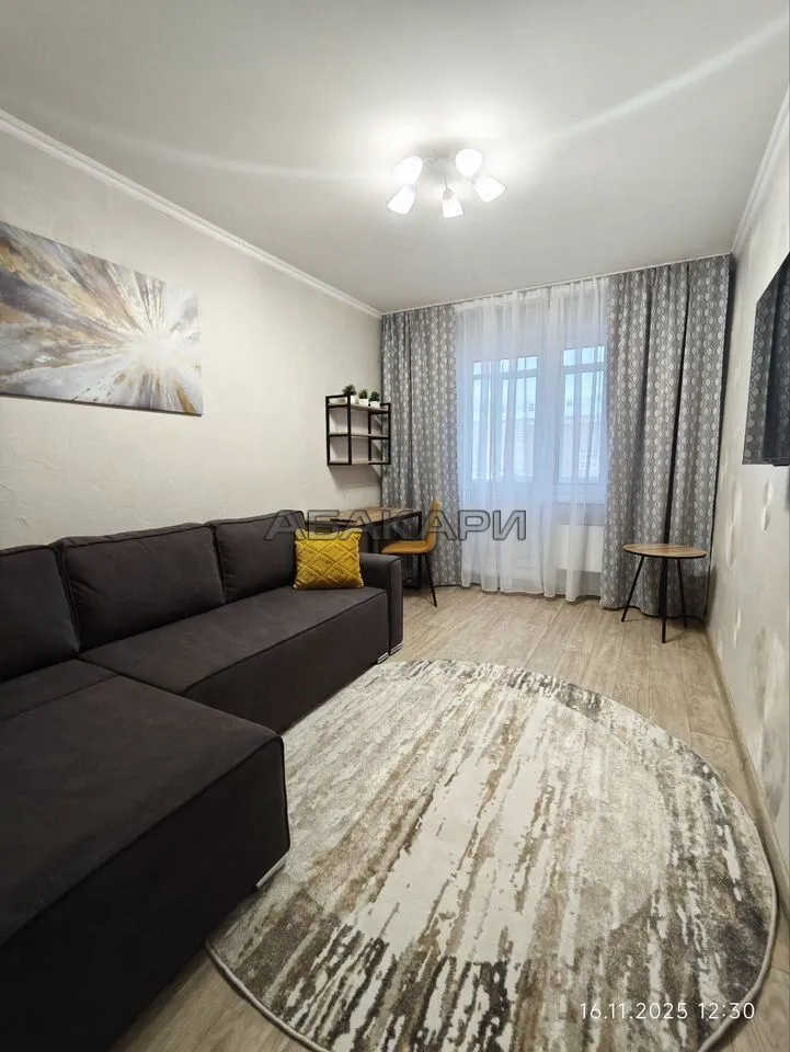 1-комнатная Линейная улица, 99  за 38000 руб/мес фото 1