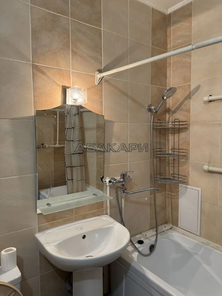 студия улица Авиаторов, 38  за 35000 руб/мес фото 2