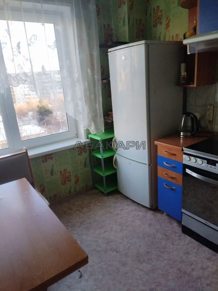 3-комнатная Краснодарская улица, 3  за 35000 руб/мес фото 2