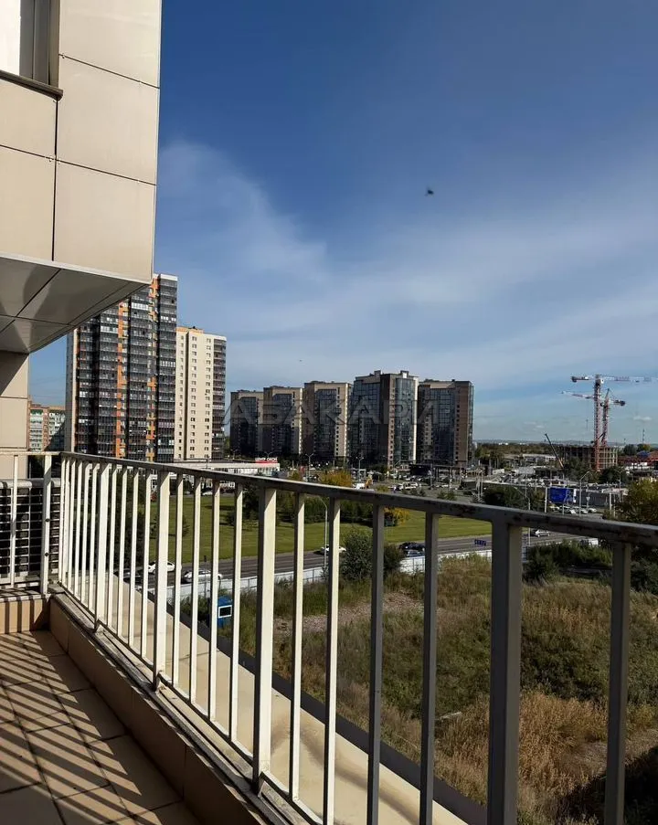 2-комнатная улица Авиаторов, 39  за 65000 руб/мес фото 7