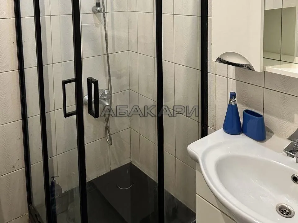 2-комнатная улица Кирова, 37  за 47000 руб/мес фото 9