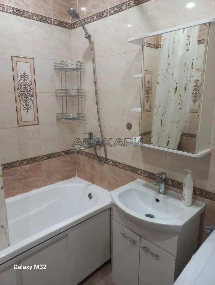 2-комнатная улица Петра Ломако, 16 за 50000 руб/мес фото 13 2-комнатная улица Петра Ломако, 16 за 50000 руб/мес фото 13