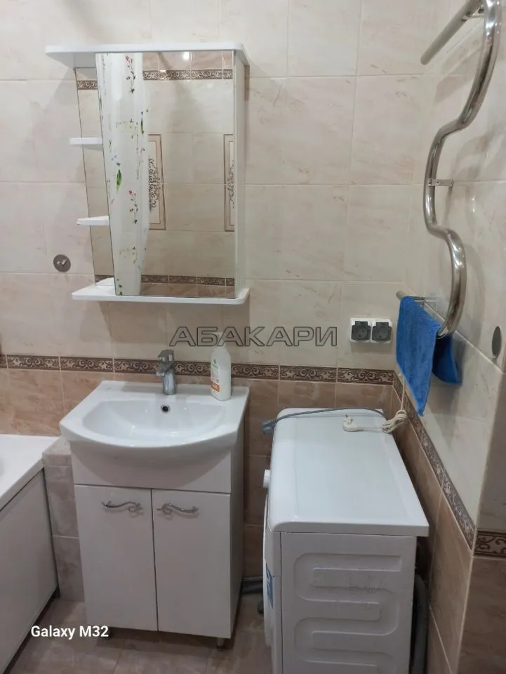 2-комнатная улица Петра Ломако, 16 за 50000 руб/мес фото 14 2-комнатная улица Петра Ломако, 16 за 50000 руб/мес фото 14