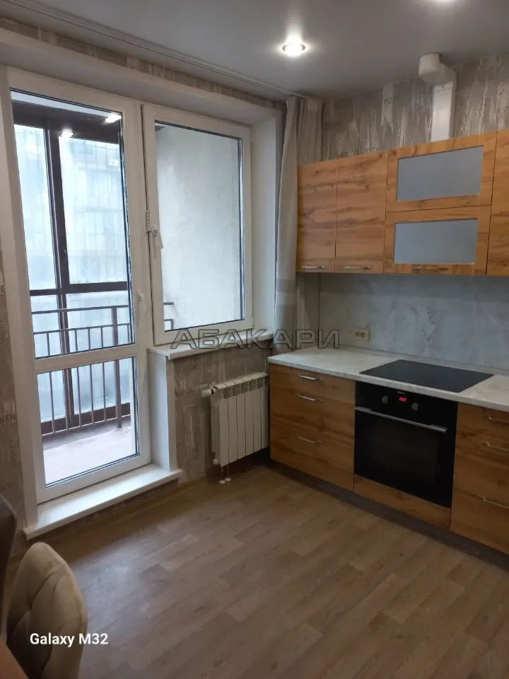 2-комнатная улица Петра Ломако, 16 за 50000 руб/мес фото 2 2-комнатная улица Петра Ломако, 16 за 50000 руб/мес фото 2