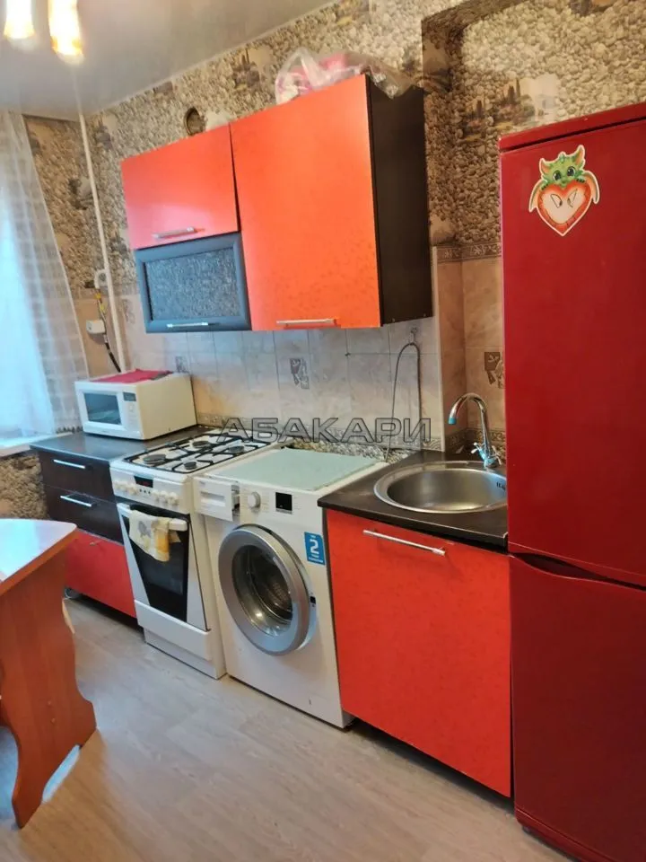 4-комнатная Новая улица, 58  за 35000 руб/мес фото 2