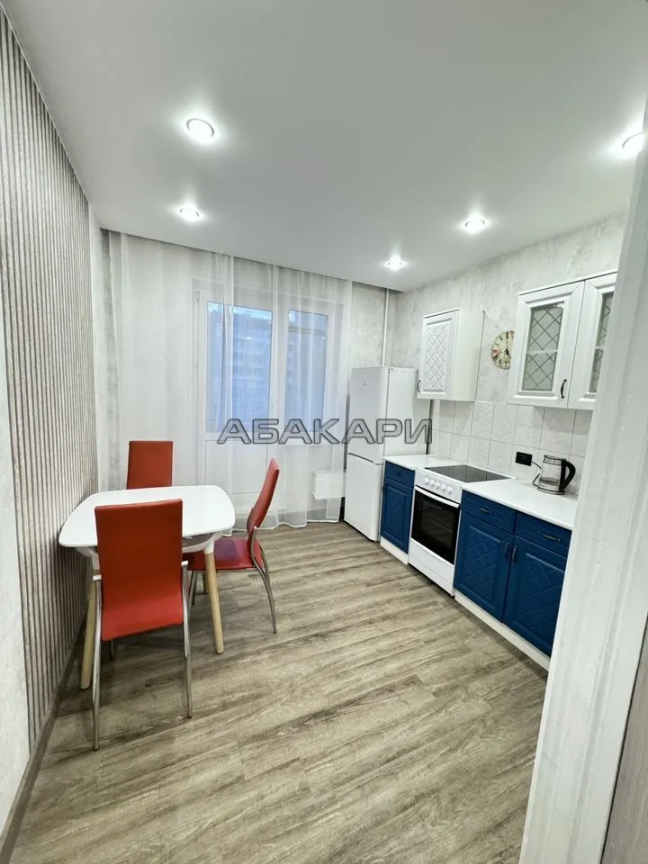 1-комнатная улица Молокова, 50  за 37000 руб/мес фото 1