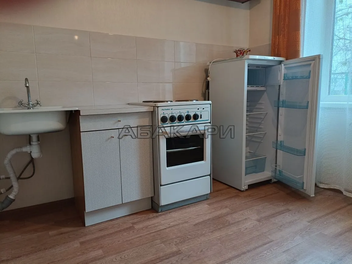 1-комнатная Пролетарская улица, 1  за 28000 руб/мес фото 4