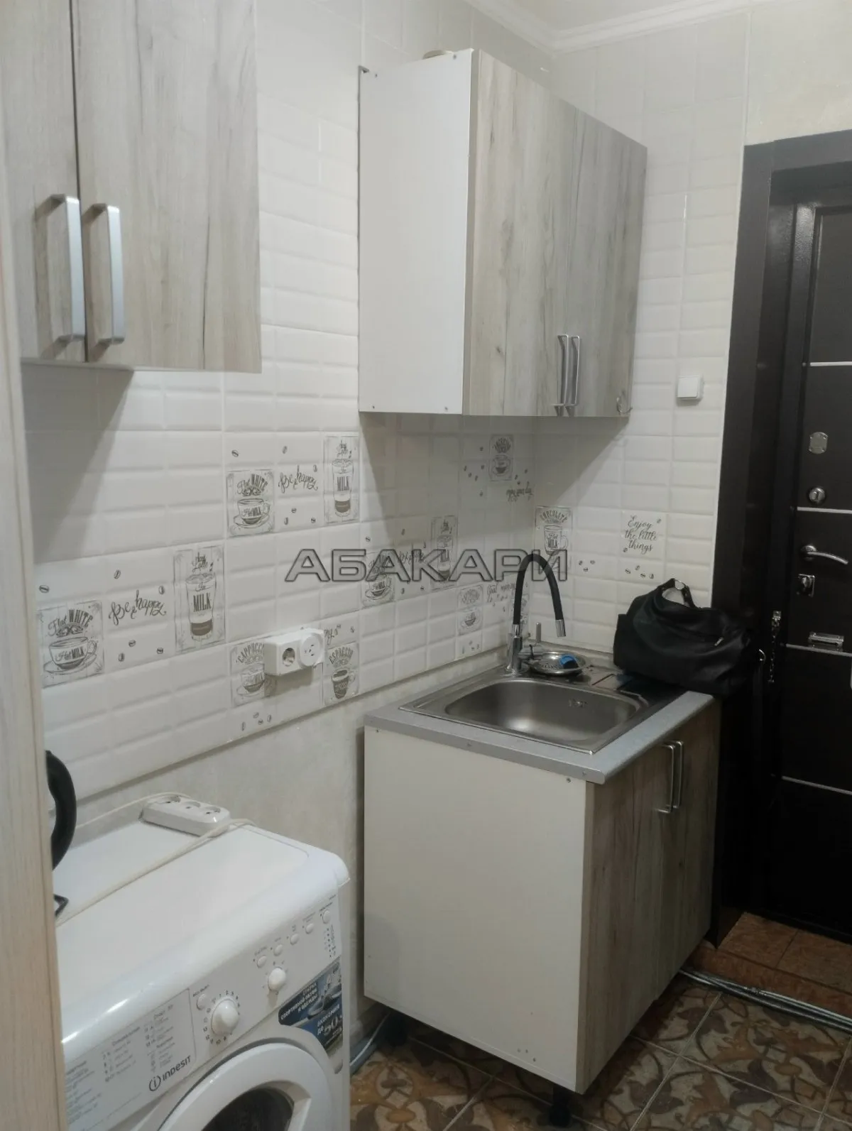 студия Волжская улица, 5 за 16000 руб/мес фото 3 студия Волжская улица, 5 за 16000 руб/мес фото 3