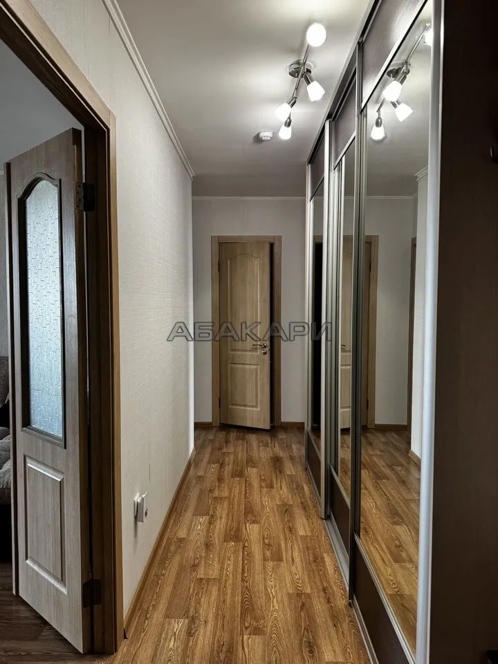 3-комнатная Семафорная улица, 311  за 55000 руб/мес фото 6