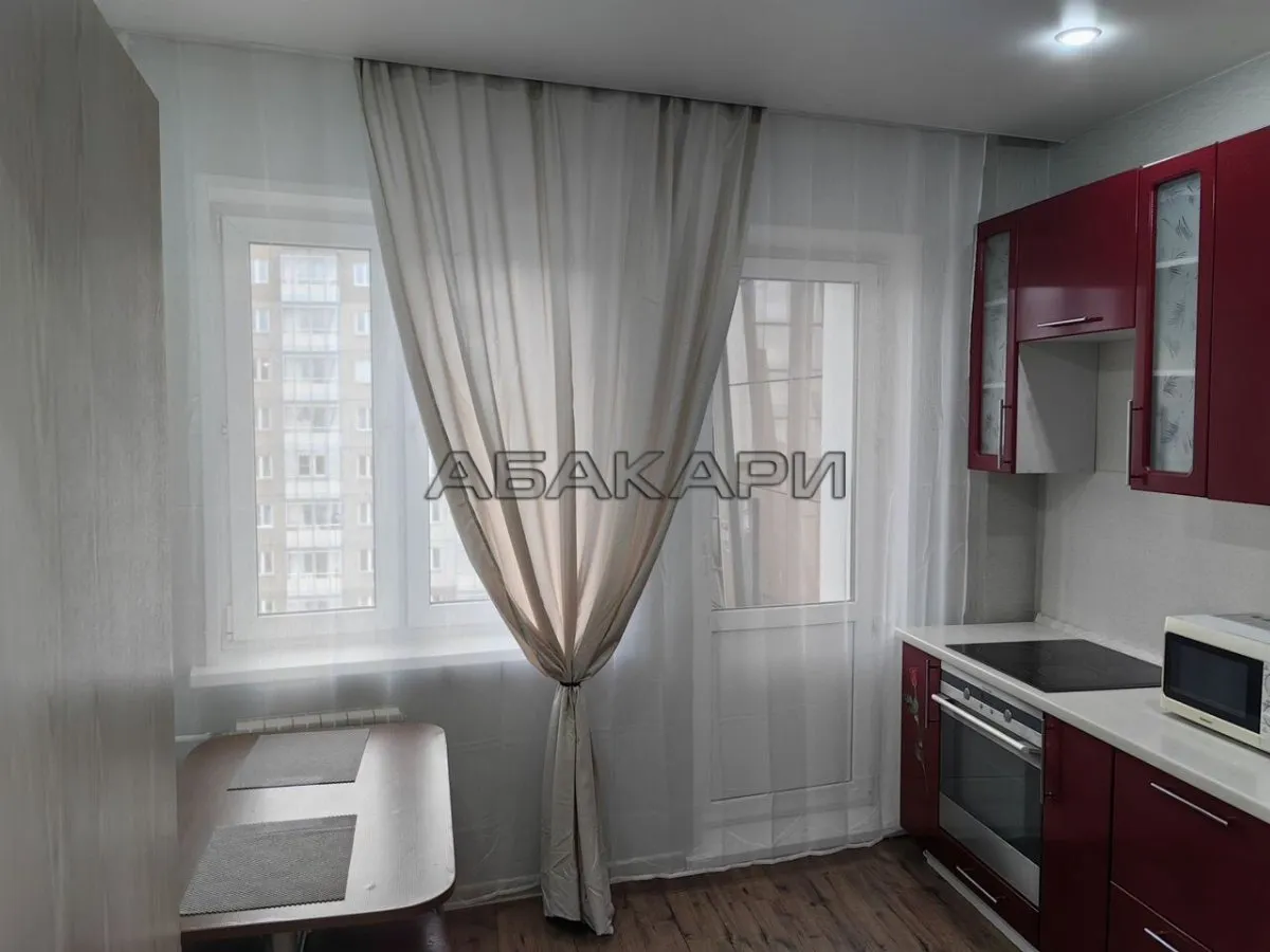 1-комнатная улица 78-й Добровольческой Бригады, 28 за 35000 руб/мес фото 1 1-комнатная улица 78-й Добровольческой Бригады, 28 за 35000 руб/мес фото 1