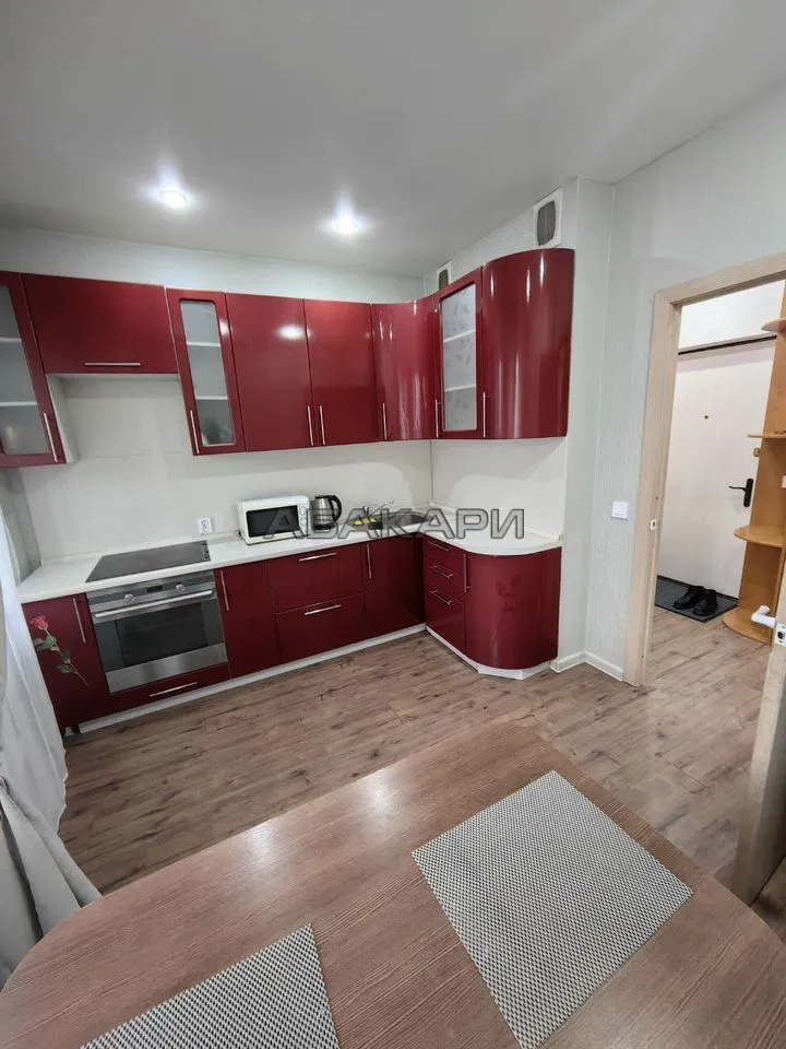 1-комнатная улица 78-й Добровольческой Бригады, 28 за 35000 руб/мес фото 3 1-комнатная улица 78-й Добровольческой Бригады, 28 за 35000 руб/мес фото 3