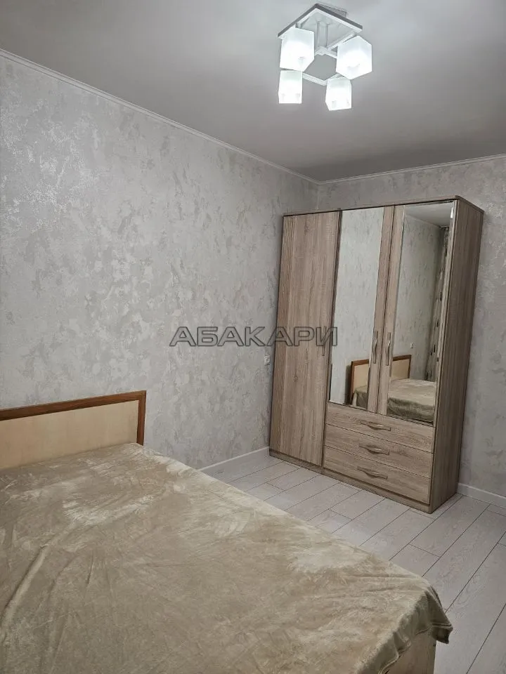 2-комнатная улица 9 Мая, 75  за 45000 руб/мес фото 4