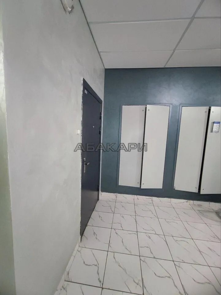 1-комнатная улица Петра Ломако, 10  за 35000 руб/мес фото 1