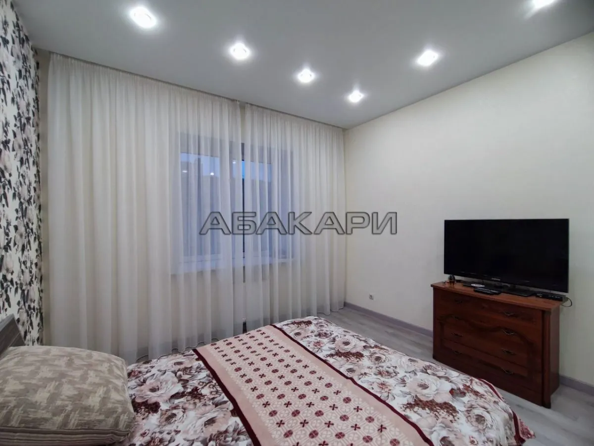 1-комнатная улица Петра Ломако, 10  за 35000 руб/мес фото 8