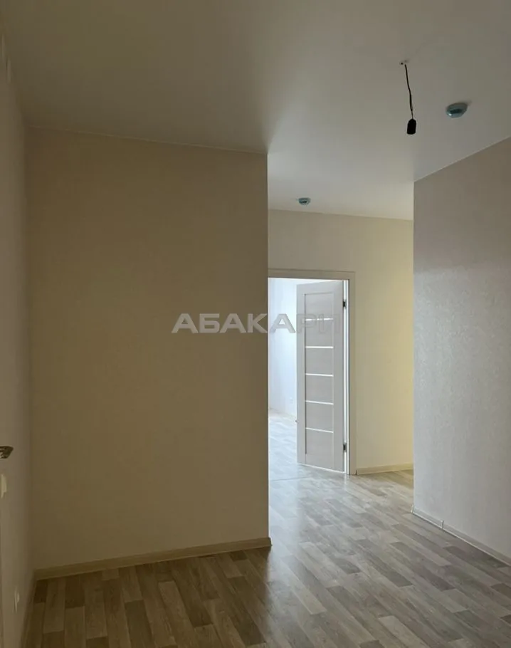 3-комнатная Взлётная улица, 7Л за 40000 руб/мес фото 1 3-комнатная Взлётная улица, 7Л за 40000 руб/мес фото 1