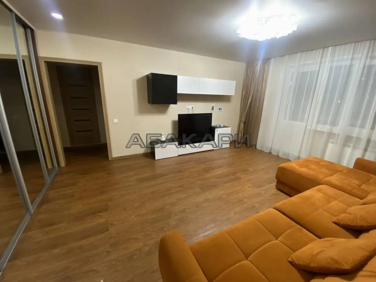 3-комнатная Комсомольский проспект, 3Д за 45000 руб/мес фото 1 3-комнатная Комсомольский проспект, 3Д за 45000 руб/мес фото 1