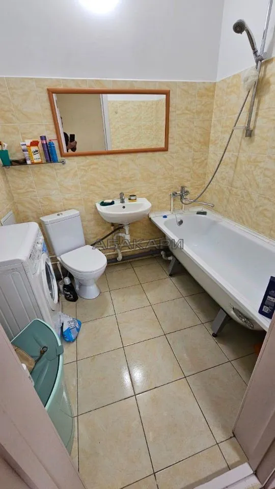 2-комнатная улица 9 Мая, 83  за 45000 руб/мес фото 3