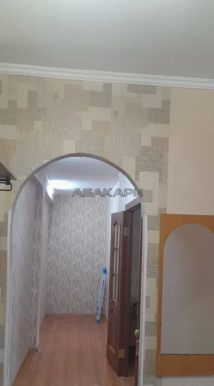 2-комнатная проспект имени Газеты Красноярский Рабочий, 106А  за 26000 руб/мес фото 9