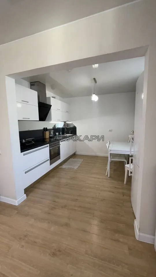 4-комнатная улица Алексеева, 29  за 65000 руб/мес фото 1