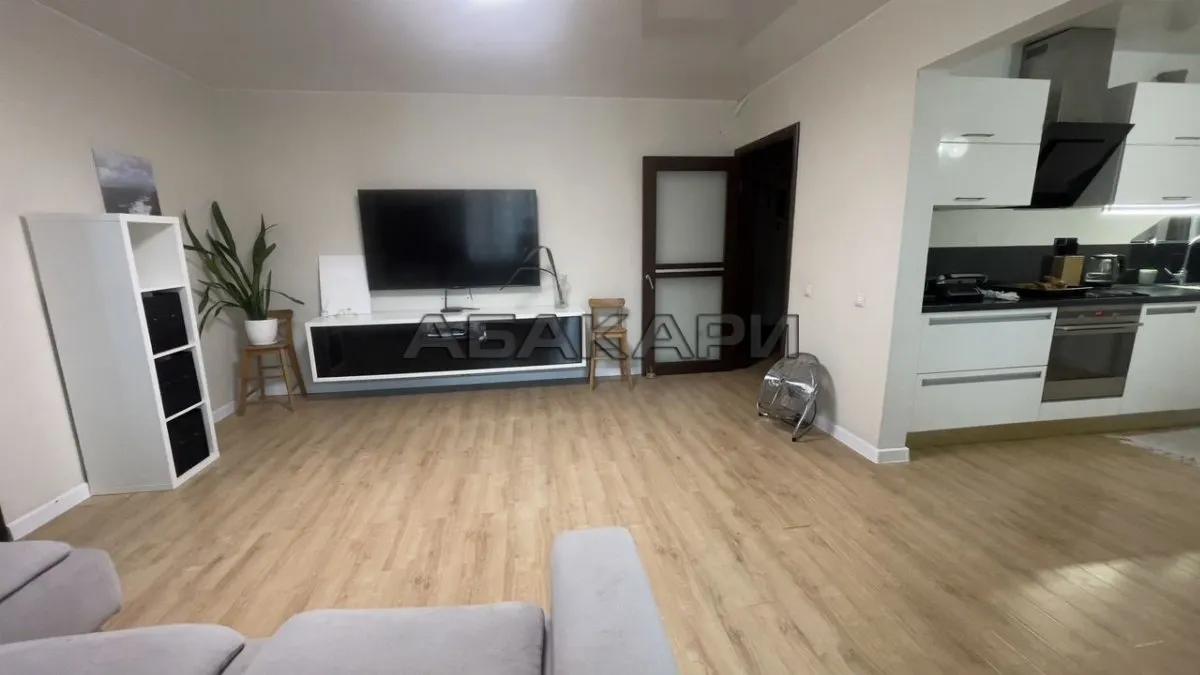 4-комнатная улица Алексеева, 29  за 65000 руб/мес фото 14