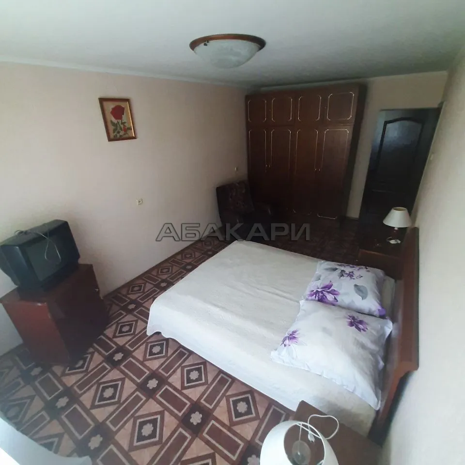 3-комнатная улица Воронова, 5  за 40000 руб/мес фото 3