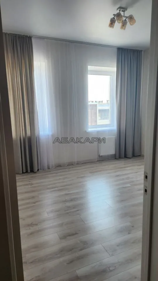 3-комнатная улица Петра Ломако, 10 за 75000 руб/мес фото 1 3-комнатная улица Петра Ломако, 10 за 75000 руб/мес фото 1