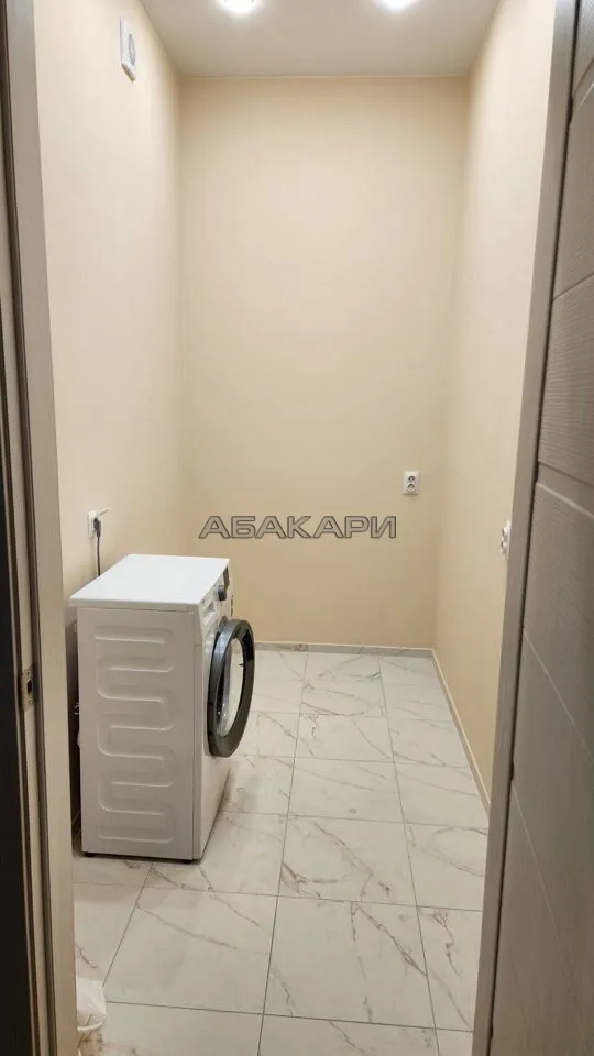 3-комнатная улица Петра Ломако, 10 за 75000 руб/мес фото 2 3-комнатная улица Петра Ломако, 10 за 75000 руб/мес фото 2