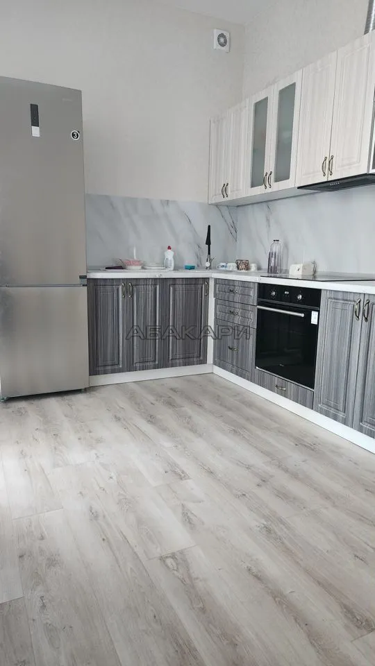 3-комнатная улица Петра Ломако, 10 за 75000 руб/мес фото 6 3-комнатная улица Петра Ломако, 10 за 75000 руб/мес фото 6