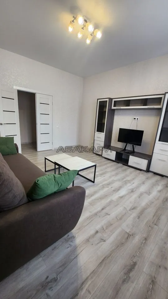 3-комнатная улица Петра Ломако, 10 за 75000 руб/мес фото 7 3-комнатная улица Петра Ломако, 10 за 75000 руб/мес фото 7