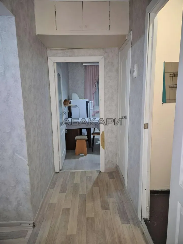 4-комнатная улица 9 Мая, 43  за 40000 руб/мес фото 6