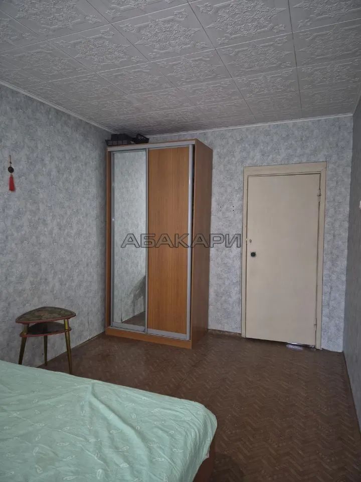 4-комнатная улица 9 Мая, 43  за 40000 руб/мес фото 9