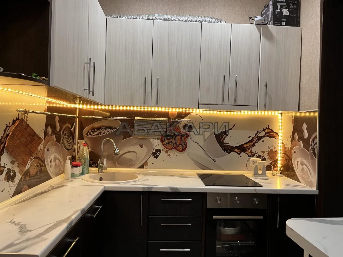 1-комнатная улица Гусарова, 68  за 30000 руб/мес фото 1