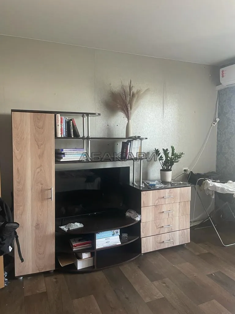 1-комнатная улица 3 Августа, 22 за 27000 руб/мес фото 2 1-комнатная улица 3 Августа, 22 за 27000 руб/мес фото 2