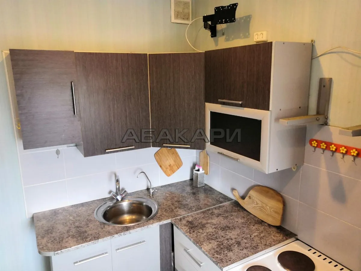 1-комнатная улица 3 Августа, 22 за 27000 руб/мес фото 4 1-комнатная улица 3 Августа, 22 за 27000 руб/мес фото 4