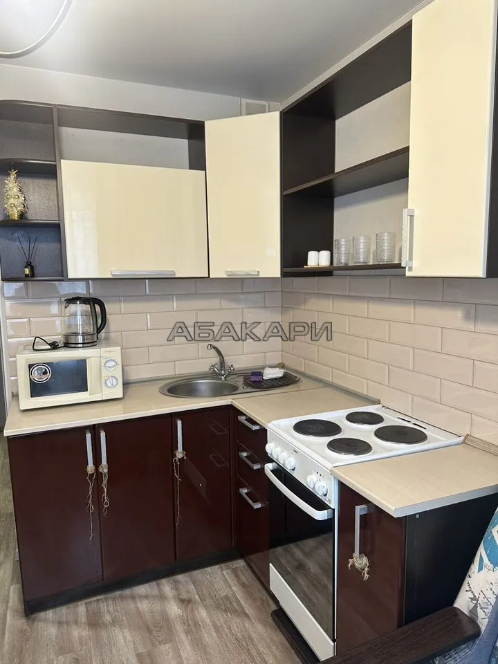 1-комнатная улица Алексеева, 111  за 35000 руб/мес фото 1