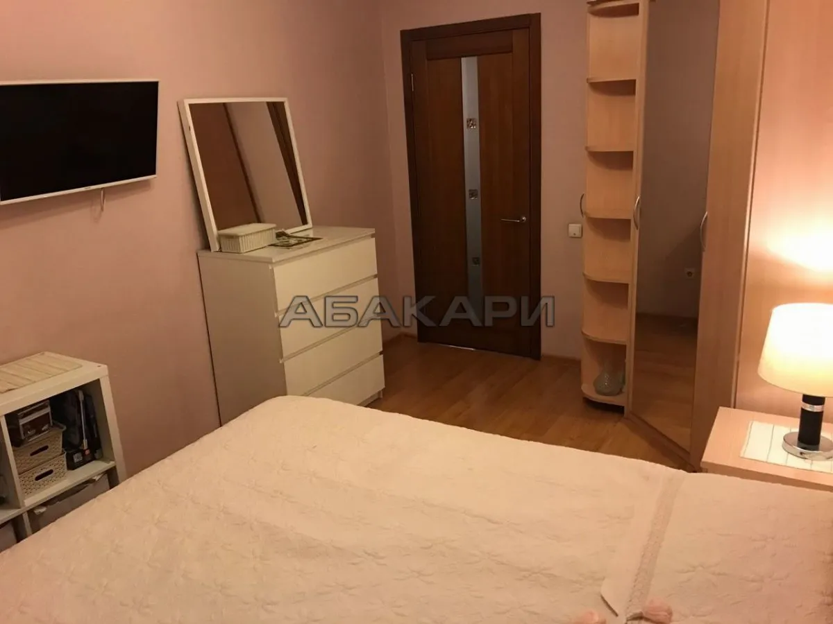 3-комнатная улица Батурина, 19  за 55000 руб/мес фото 5