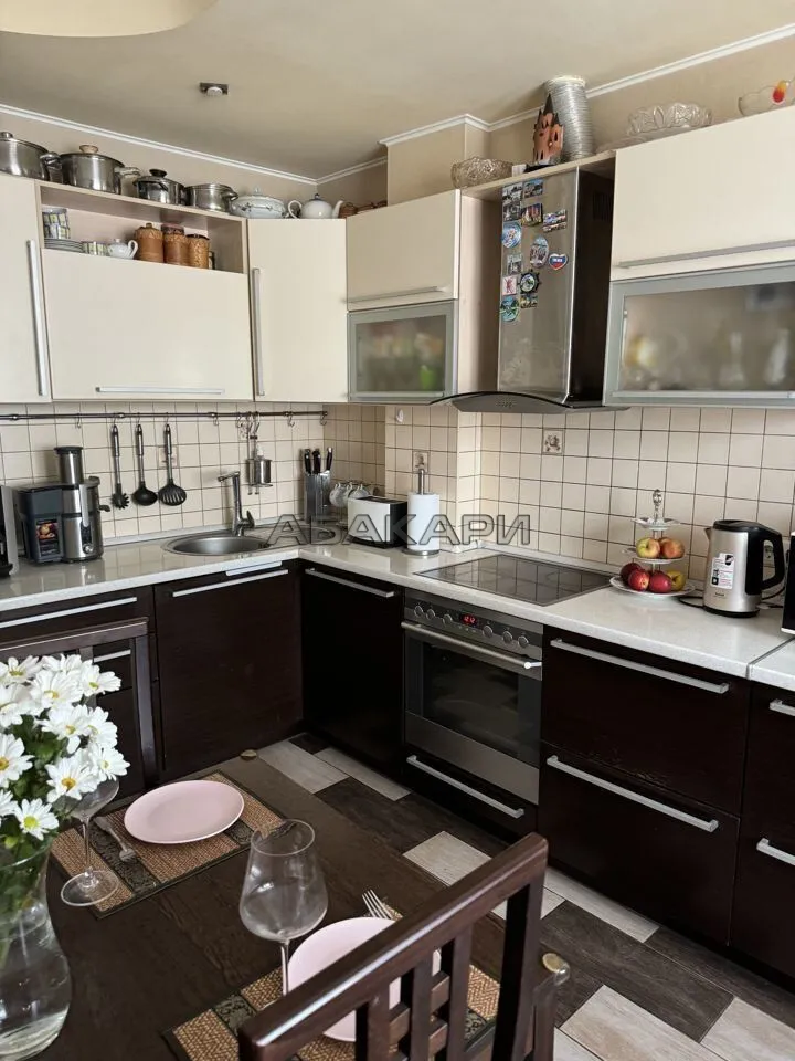 3-комнатная улица Батурина, 19  за 55000 руб/мес фото 13